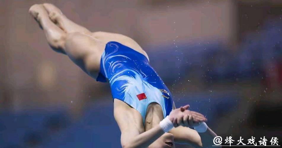 李亚杰夺得全运会跳水女子1米跳板冠军 李亚杰夺得全运会跳水女子1米跳板冠军